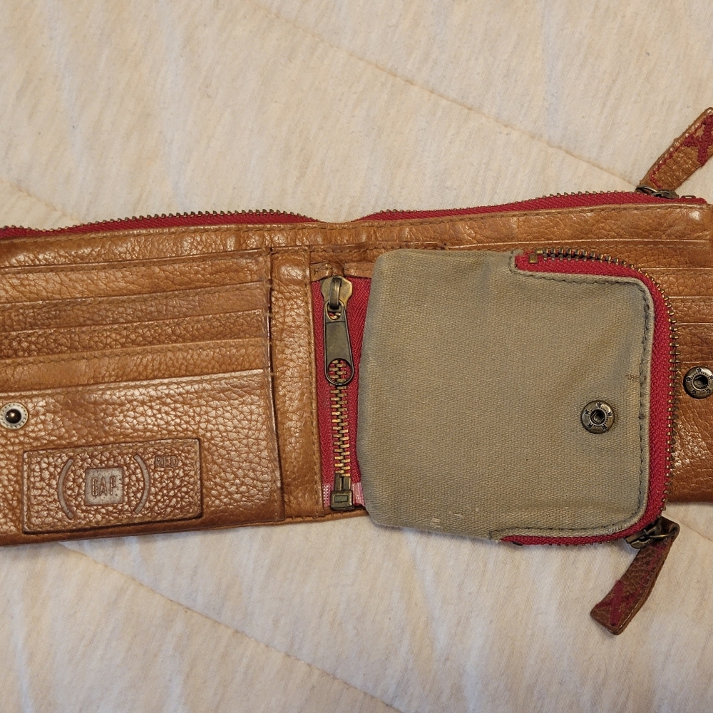 GAP (RED) Wallet 🌍